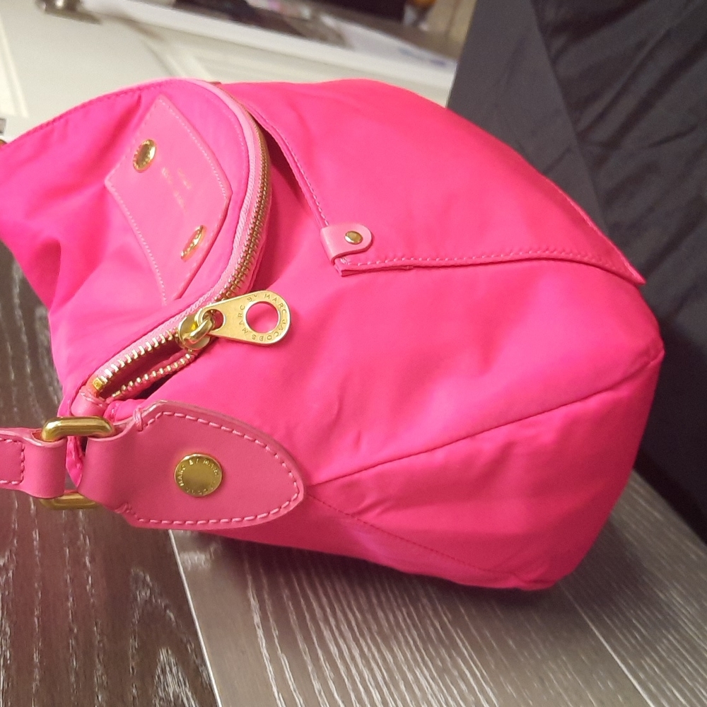 Marc By Marc Jacobs Hot Pink Crossbody Bag - Picture 3 of 7